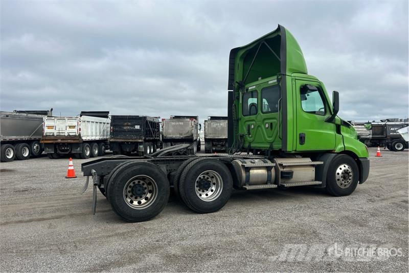 Freightliner Cascadia 116 Trekkvogner