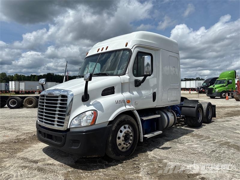 Freightliner Cascadia 113 牵引车