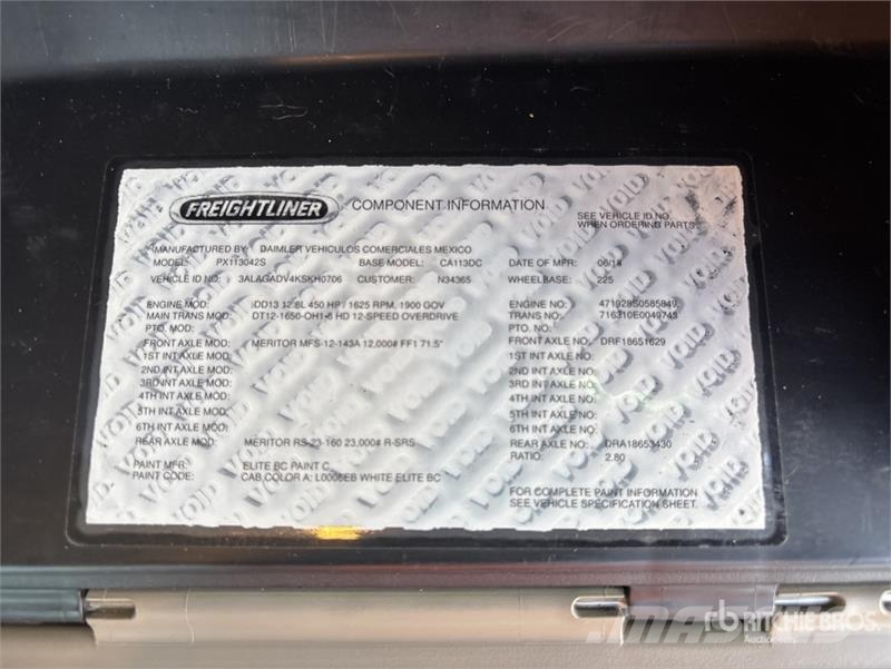 Freightliner Cascadia 113 Camiones portacoches