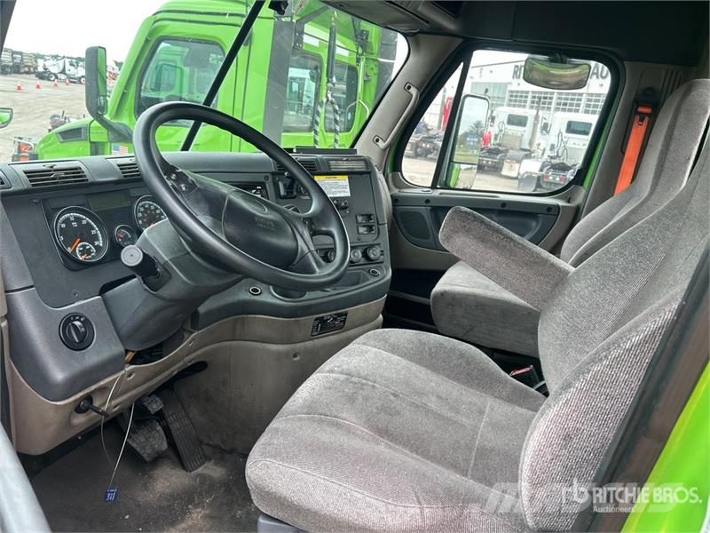 Freightliner Cascadia 113 Trekkvogner