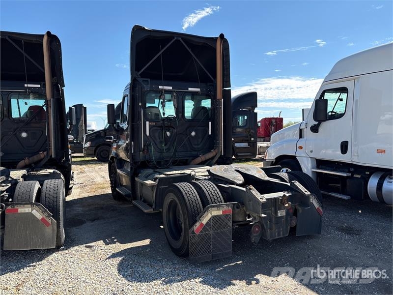 Freightliner Cascadia 113 Cavalos mecânicos