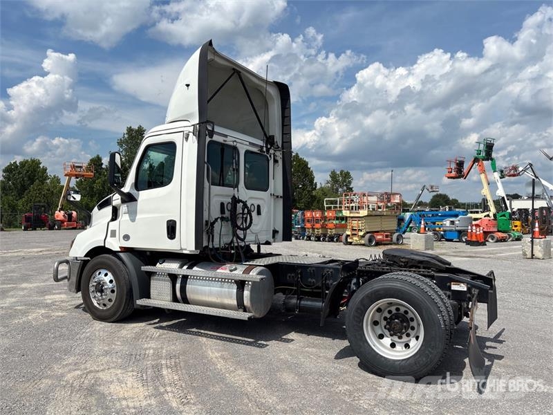 Freightliner Cascadia 116 Cavalos mecânicos