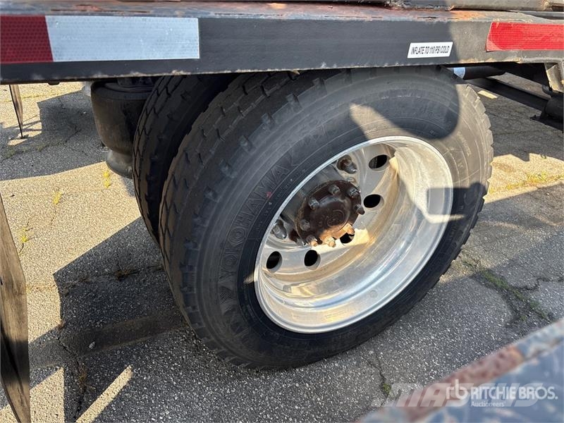 Freightliner Cascadia 113 Camiones portacoches