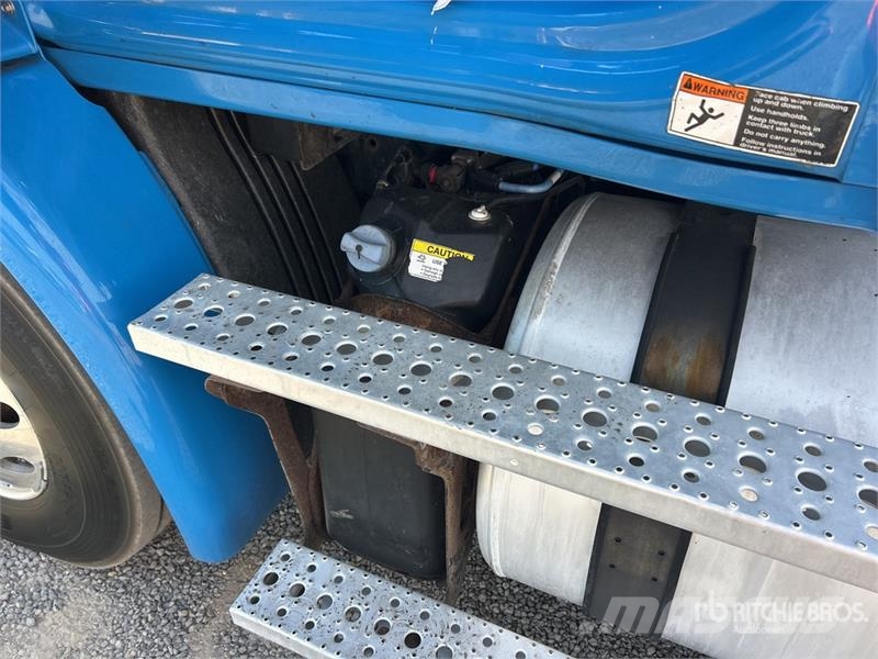 Freightliner Cascadia 113 Trekkers