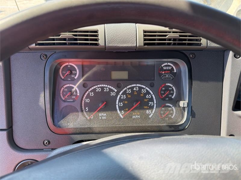 Freightliner Cascadia 125 Седельные тягачи