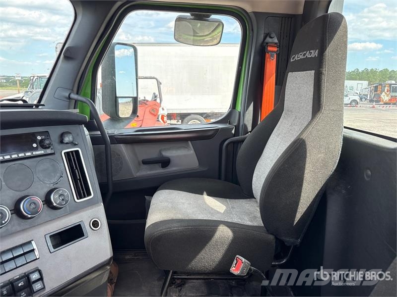Freightliner Cascadia 116 Tracteur routier