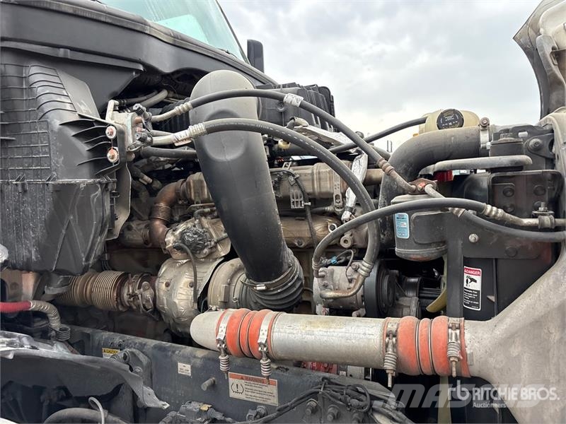 Freightliner Cascadia 126 Vlačilci