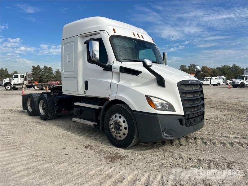 Freightliner Cascadia 116 Prime Movers