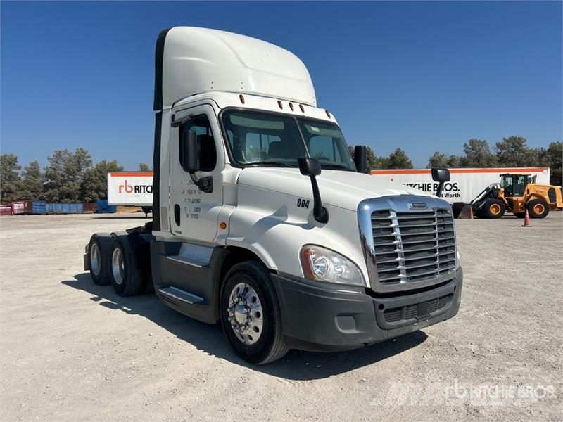 Freightliner Cascadia 125 Cabezas tractoras
