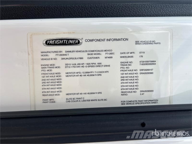 Freightliner Cascadia 126 Tractor Units
