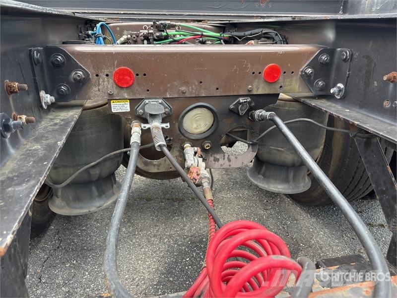 Freightliner Cascadia 113 Camiones portavehículos