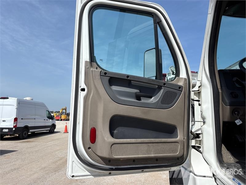 Freightliner Cascadia 125 Tegljači