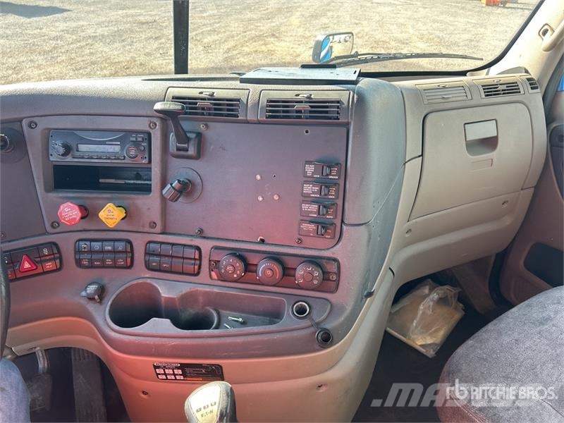 Freightliner Cascadia 113 Trekkers