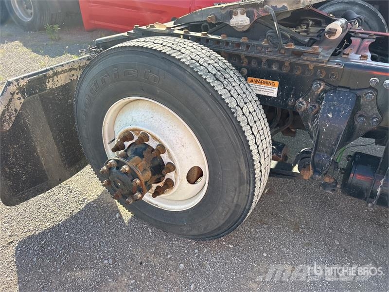 Freightliner Cascadia 125 Sadulveokid