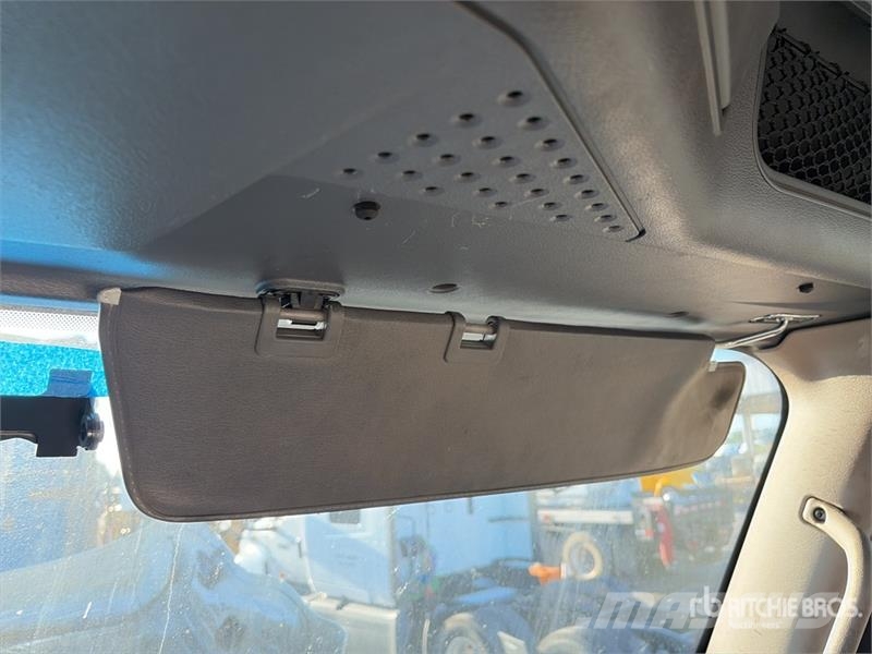 Freightliner Cascadia 113 Vetopöytäautot