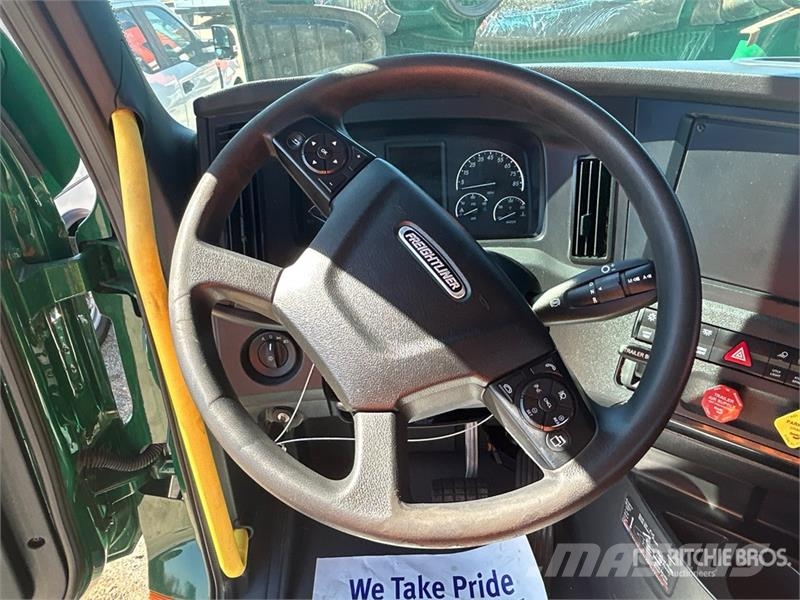Freightliner Cascadia 126 Τράκτορες