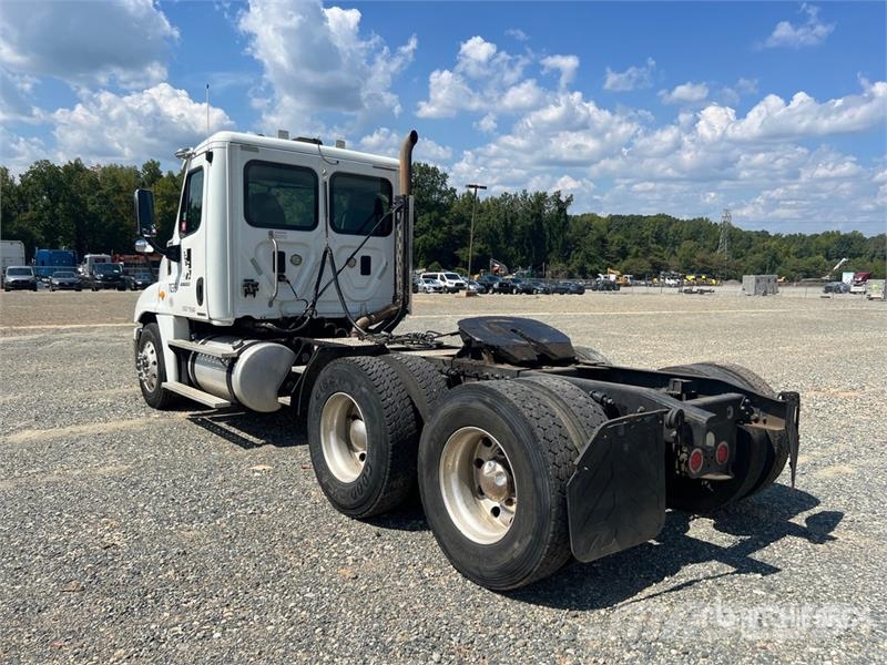 Freightliner Cascadia 125 Prime Movers