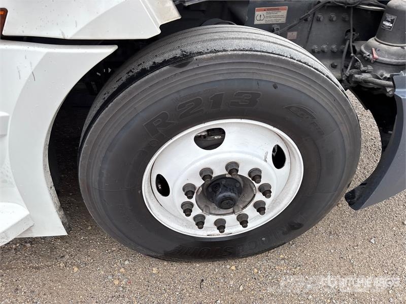 Freightliner Cascadia 126 Vlačilci
