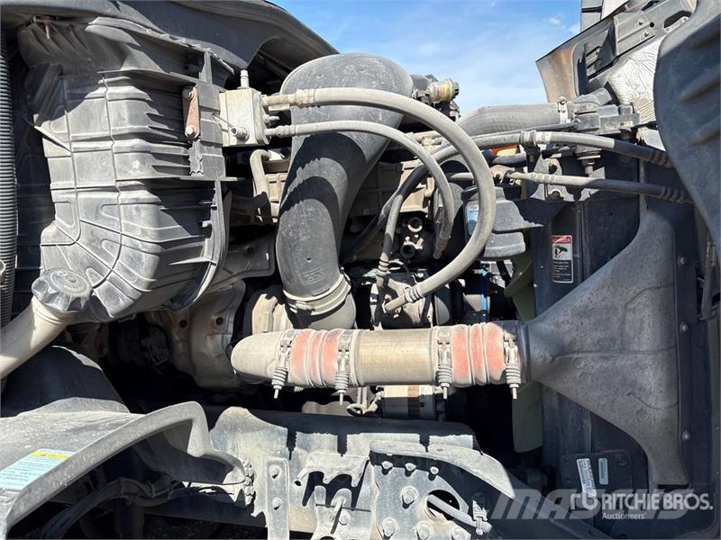 Freightliner Cascadia 113 Седельные тягачи
