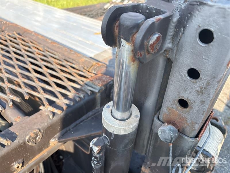 Freightliner Cascadia 113 Camiones portacoches