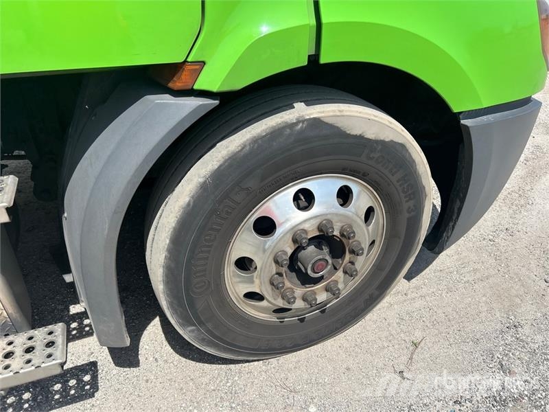 Freightliner Cascadia 116 曳引機組件