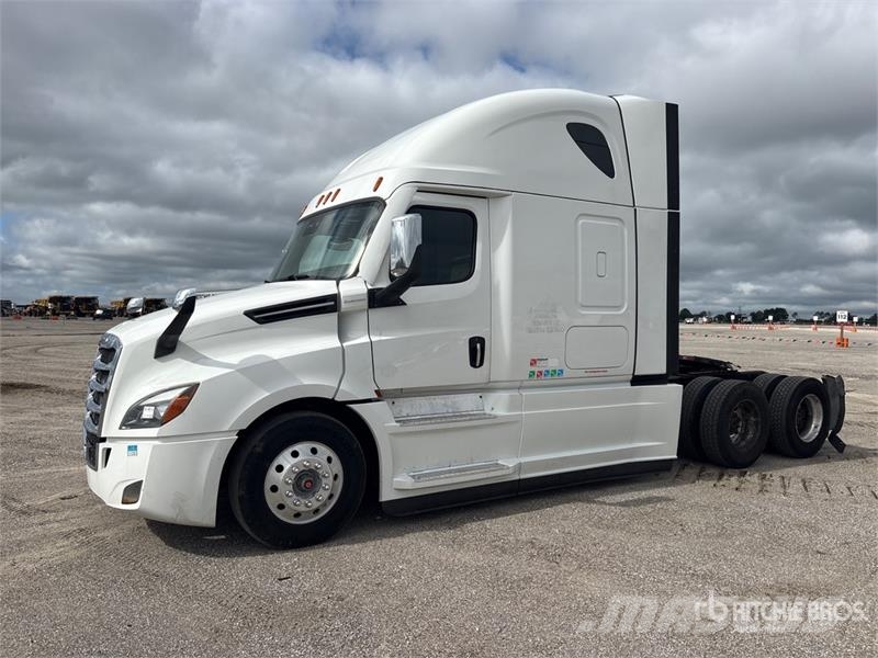 Freightliner Cascadia 126 Влекачи