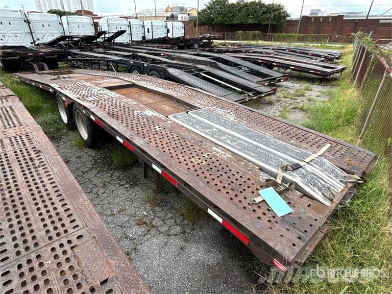 Freightliner Cascadia 113 6x4 Sleeper Car Carrier Truck Biltransportbilar