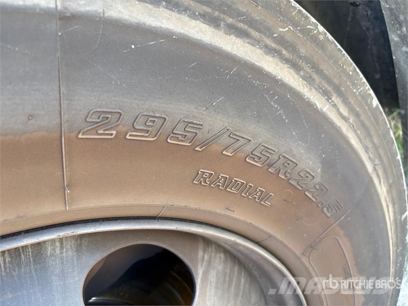 Freightliner Cascadia 113 Седельные тягачи