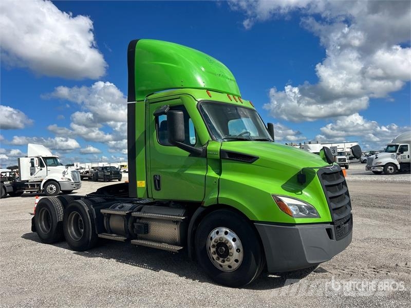 Freightliner Cascadia 116 Truck Tractor Units