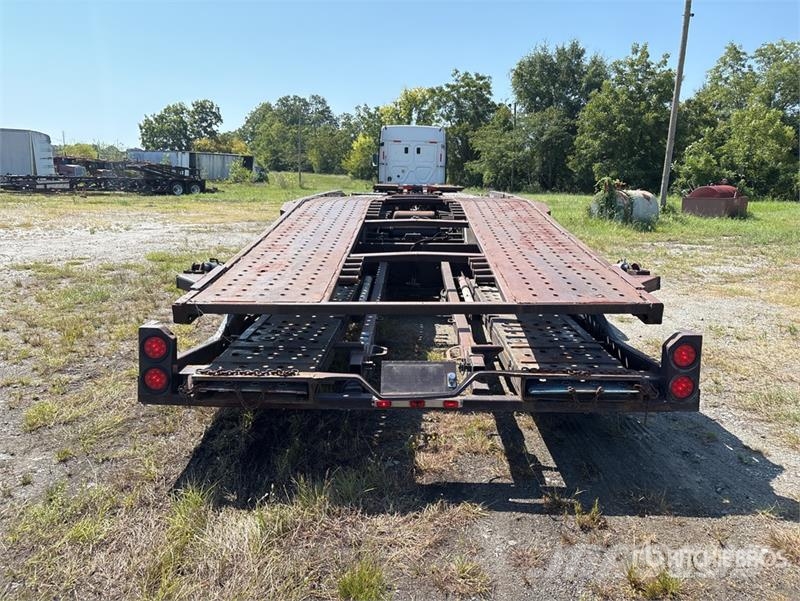 Freightliner Cascadia 113 6x4 Sleeper Car Carrier Truck Car carriers