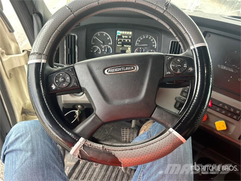 Freightliner Cascadia 126 Влекачи