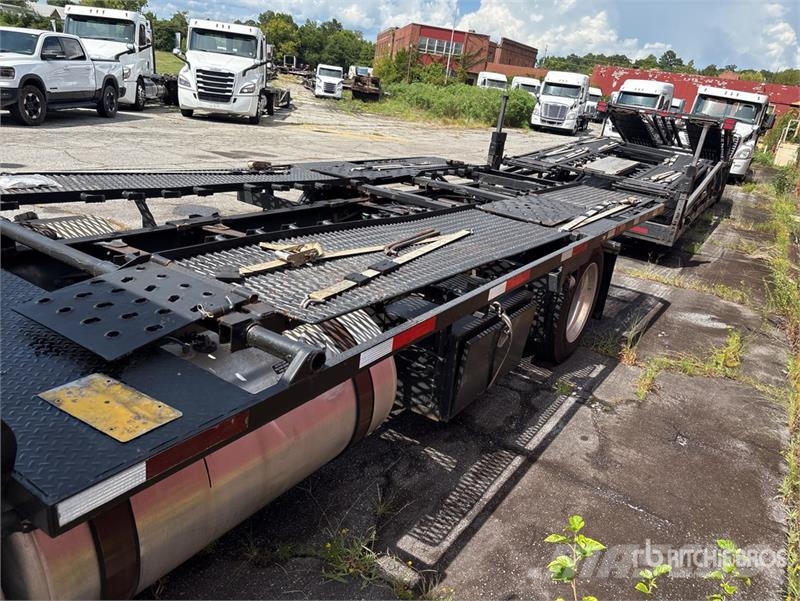Freightliner Cascadia 113 Camiones portacoches