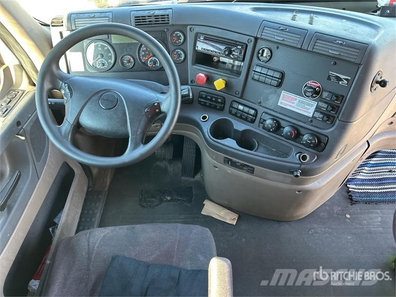 Freightliner Cascadia 113 Sattelzugmaschinen
