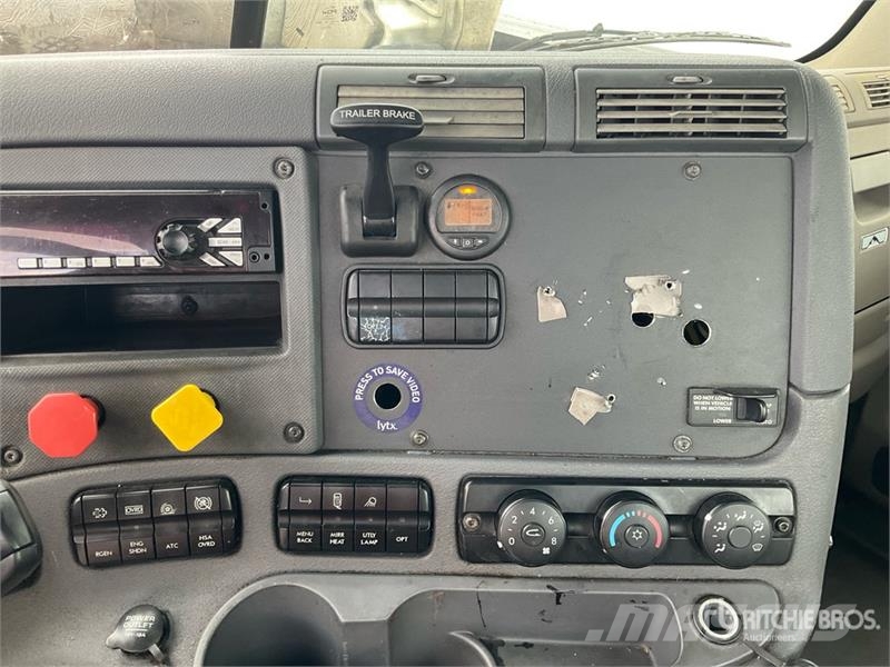 Freightliner Cascadia 113 Çekiciler