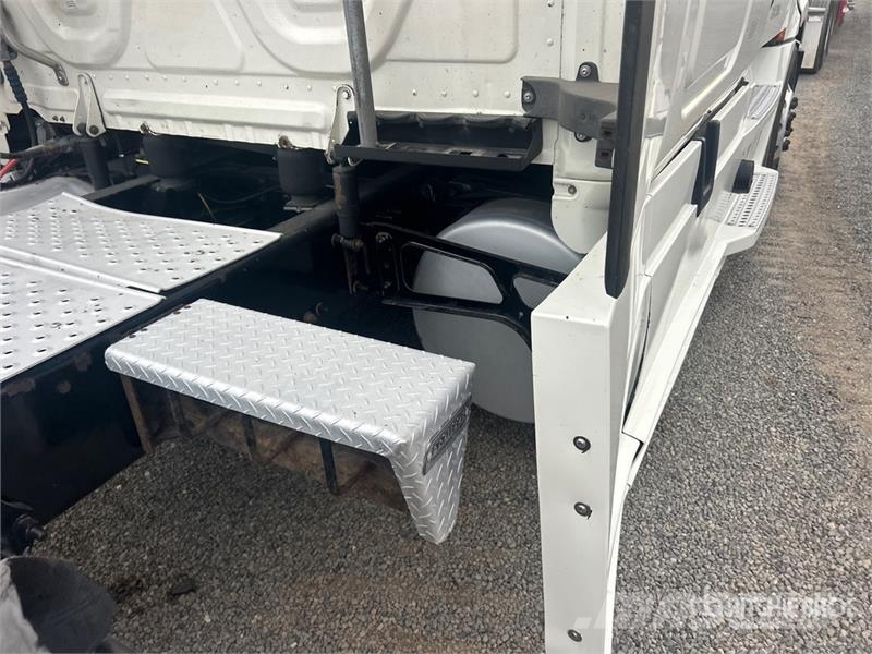 Freightliner Cascadia 126 Влекачи