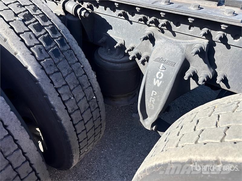 Freightliner Cascadia 116 Trekkers