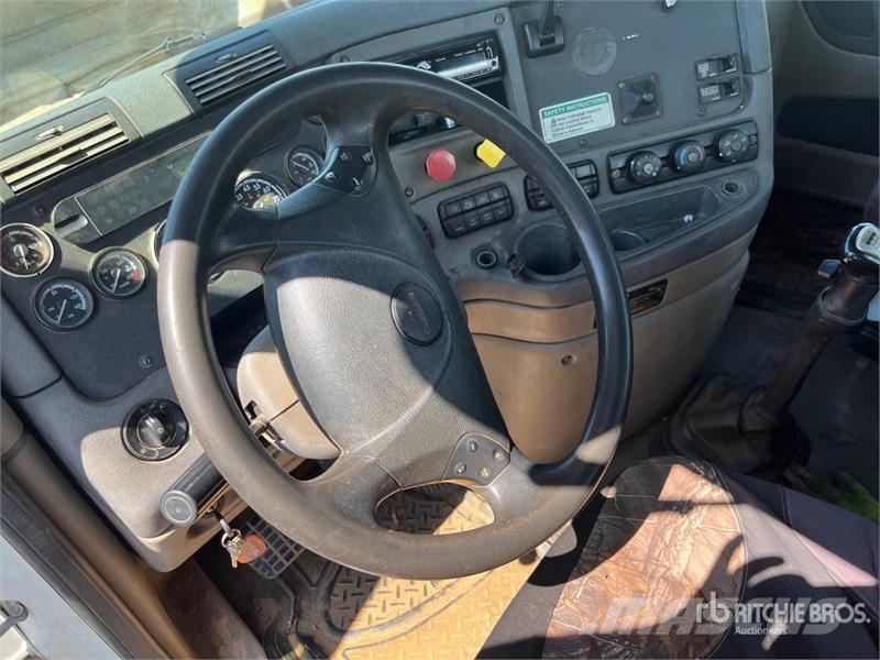Freightliner Cascadia 125 Prime Movers