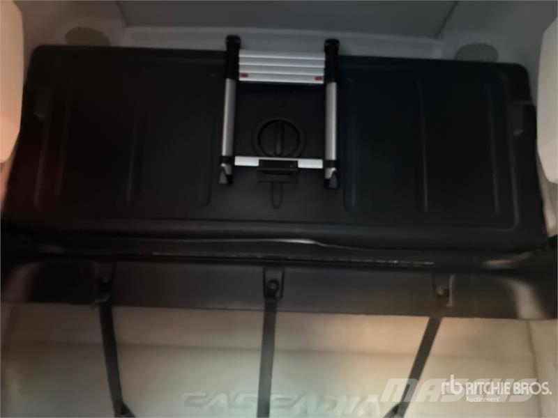 Freightliner Cascadia 126 Седельные тягачи