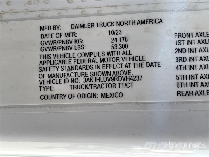 Freightliner Cascadia 126 Седельные тягачи