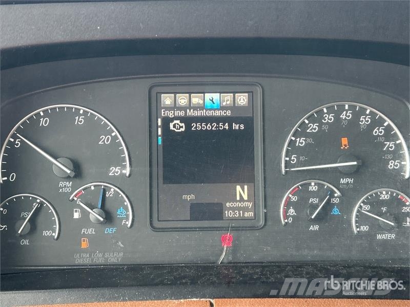 Freightliner Cascadia 126 6x4 T/A Sleeper Truck Tractor Motrici e Trattori Stradali