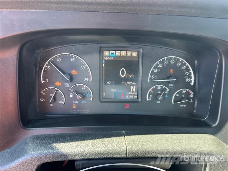 Freightliner Cascadia 126 Τράκτορες