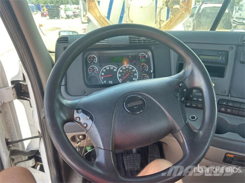 Freightliner Cascadia 125 Седельные тягачи