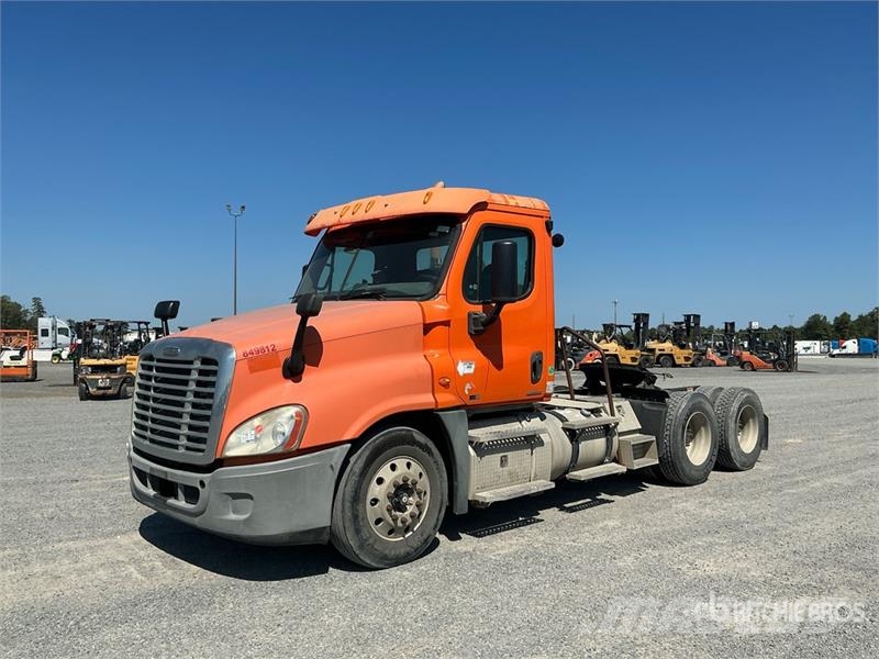 Freightliner Cascadia 125 Tahače