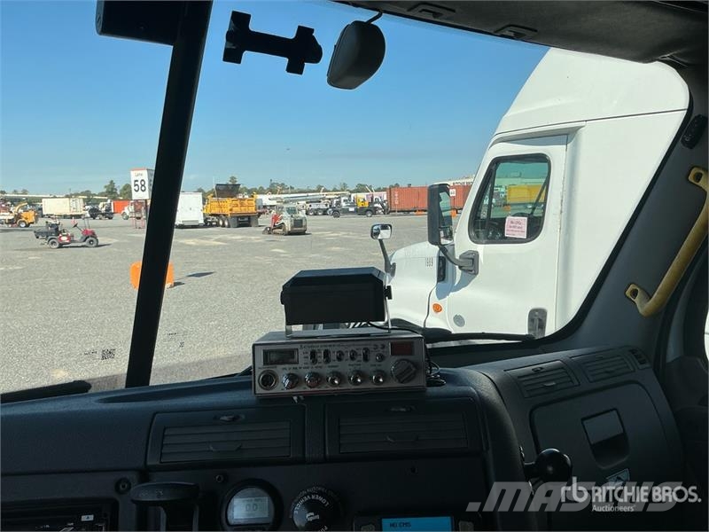 Freightliner Cascadia 113 Tegljači