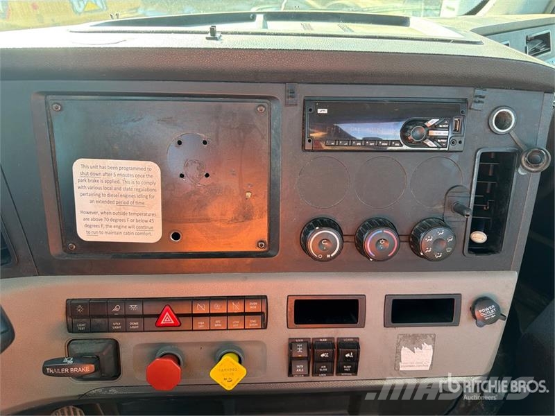 Freightliner Cascadia 126 Vlačilci