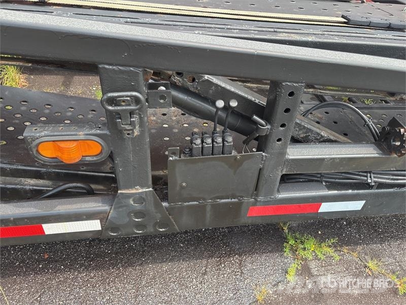 Freightliner Cascadia 113 Camiones portacoches