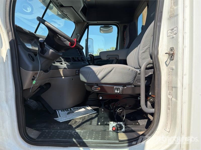 Freightliner Cascadia 125 Седельные тягачи