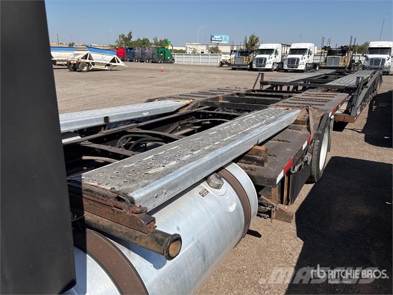 Freightliner Cascadia 113 4x2 Car Carrier Truck Biltransportbilar