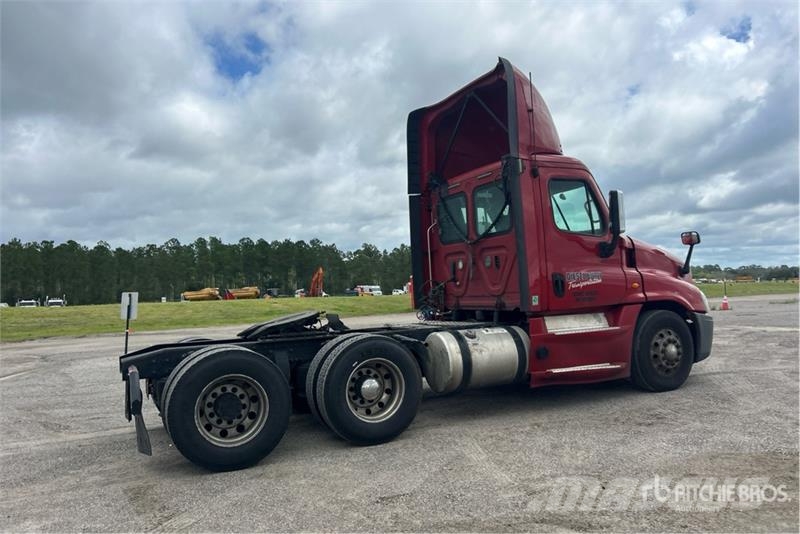 Freightliner Cascadia 125 Trekkvogner
