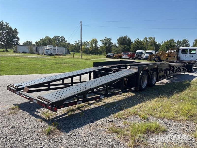Freightliner Cascadia 113 4x2 Car Carrier Truck Trasportatore per veicoli